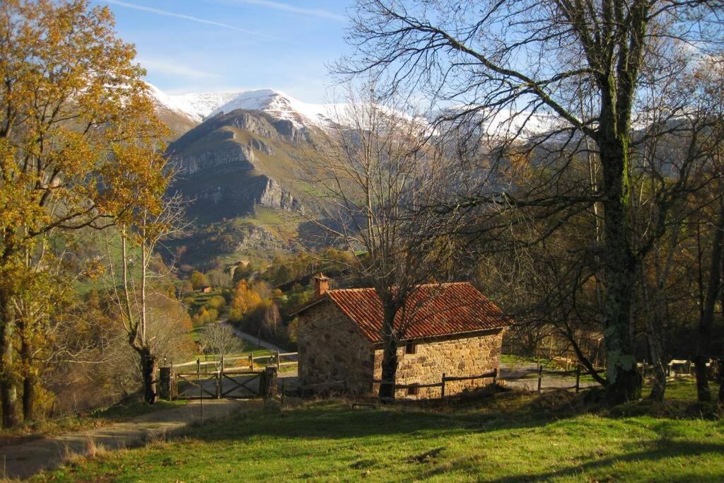 Los Pradones San Roque de Ríomiera Exteriér fotografie