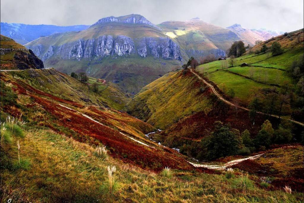 Los Pradones San Roque de Ríomiera Exteriér fotografie